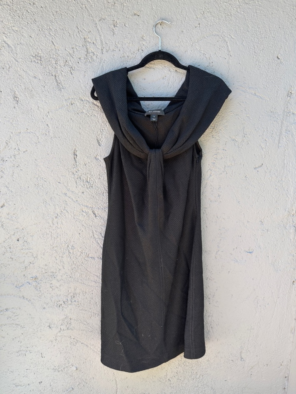 Sleeveless Black Knit Shift Dress with Draped Collar